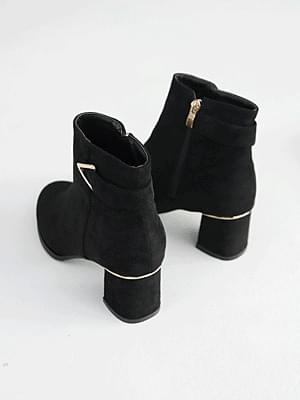 Rivetin ankle boots 5cm 靴子