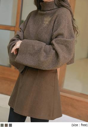 WOOL 50% CROP TURTLE NECK KNIT