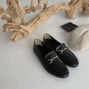 Straight buckle loafers 1cm