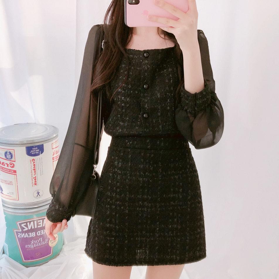 Melting sleeve sheer blouse