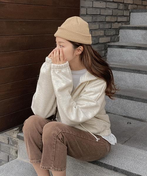 Leon Beanie-11color