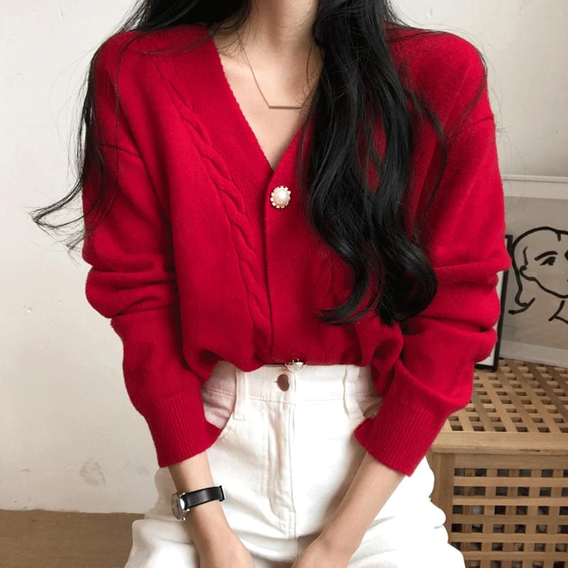 Pretzel line pearl knit cardigan