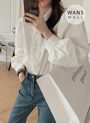 bl3254 Lauder lace puff blouse