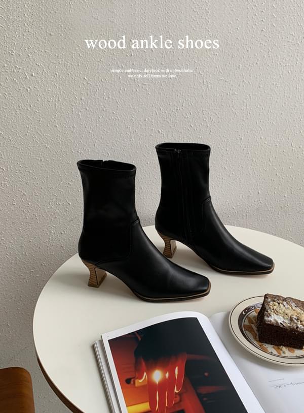 Wood ankle shoes 靴子