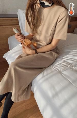 Aaron Boat Neck H Line Dress
