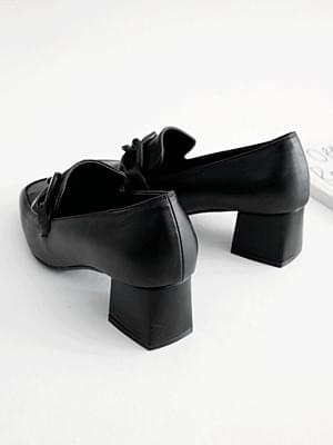 Chetille middle heel pumps 5cm 跟鞋