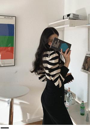 썸띵라인 데님스커트