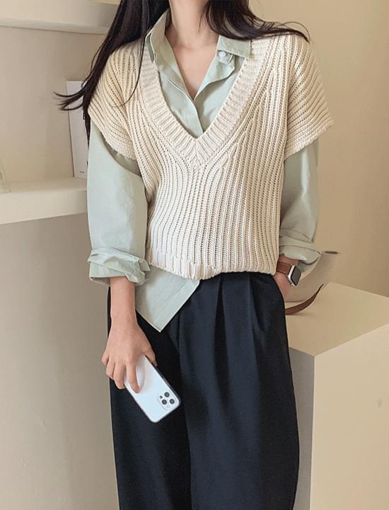 Hidden basic shirt