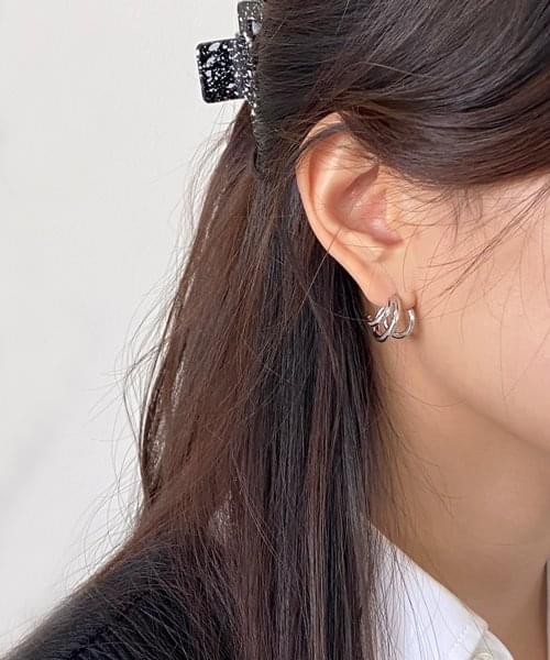 twirl earring 耳環