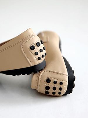 Grooved leather tassel loafers 1 cm