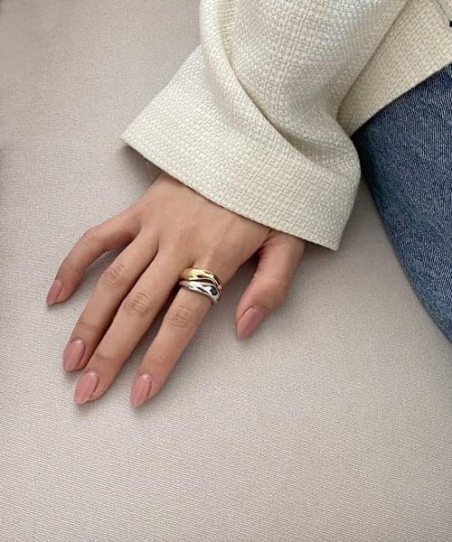 two way ring 戒指
