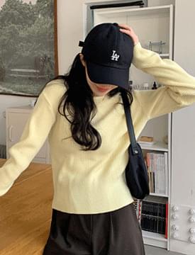 LA Embroidery Lettering Ball Cap