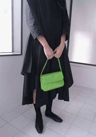 enamel square shoulder bag