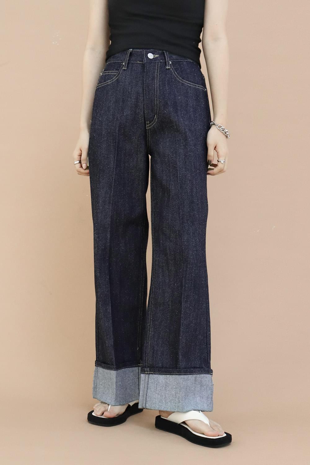 In denim Pants デニムパンツ