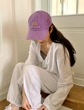 Emblem vintage ball cap 帽子