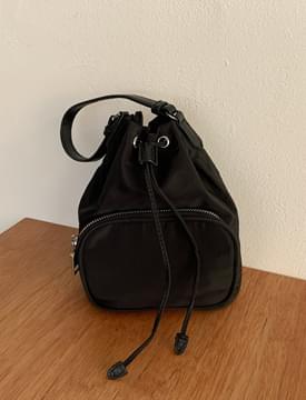 Mini pocket bucket bag 肩背包