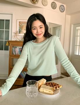 ピュアクロップ長袖Tシャツ