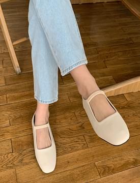 Daily Banding Mary Jane Shoes