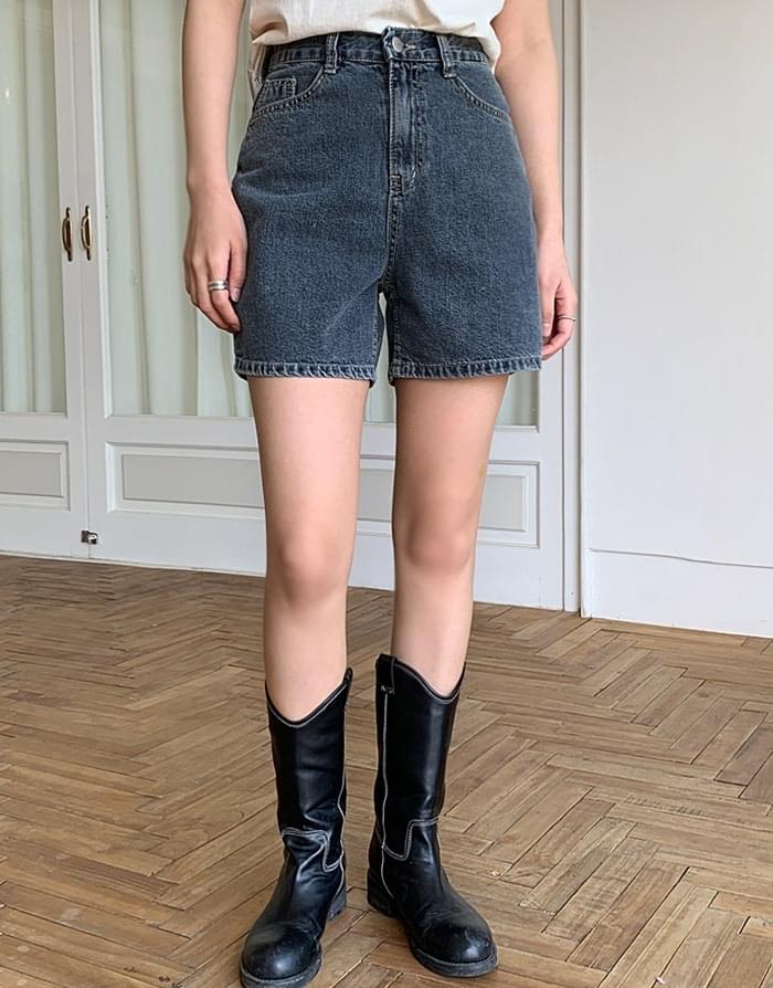 デニムショートパンツ