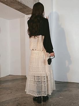 Lace nature long skirt