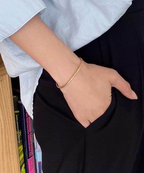 bracelet/anklet