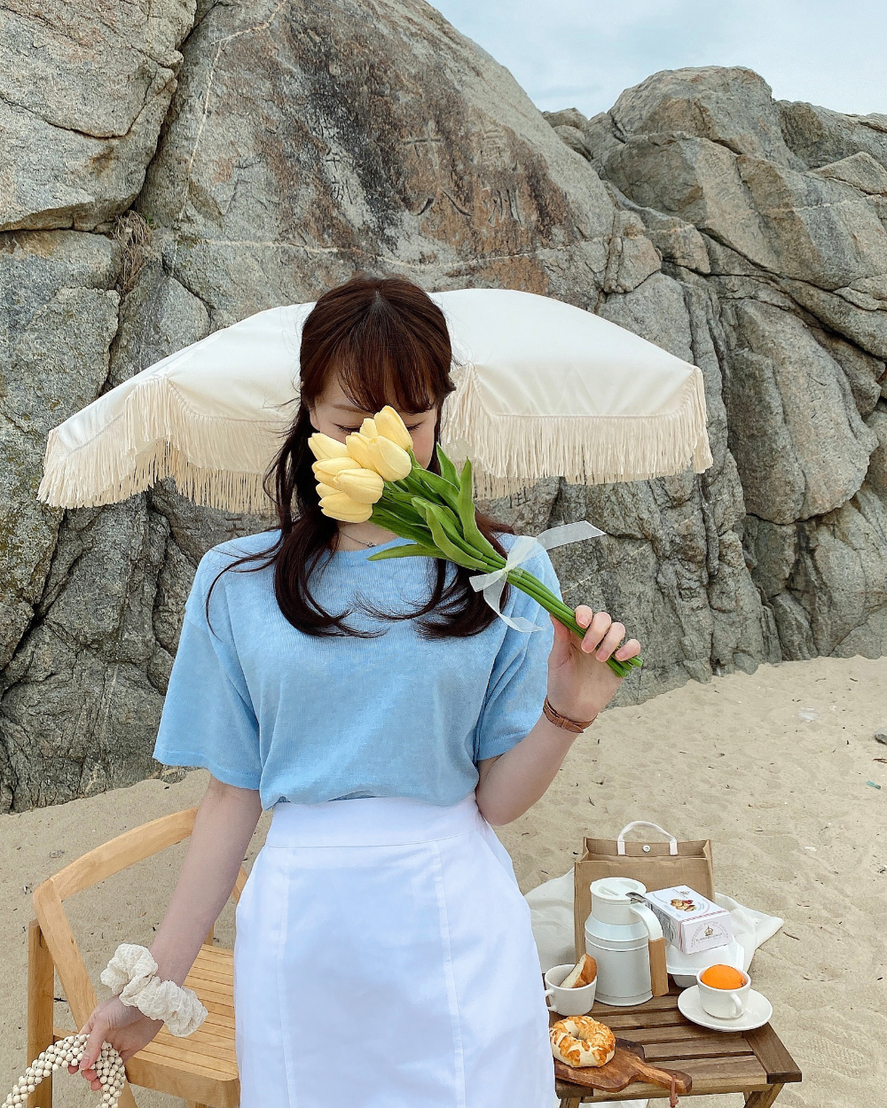 반팔 티셔츠 모델 착용 이미지-S1L40