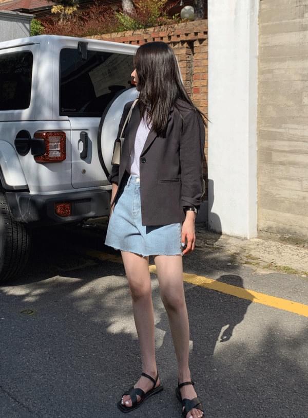 Cutting half pants