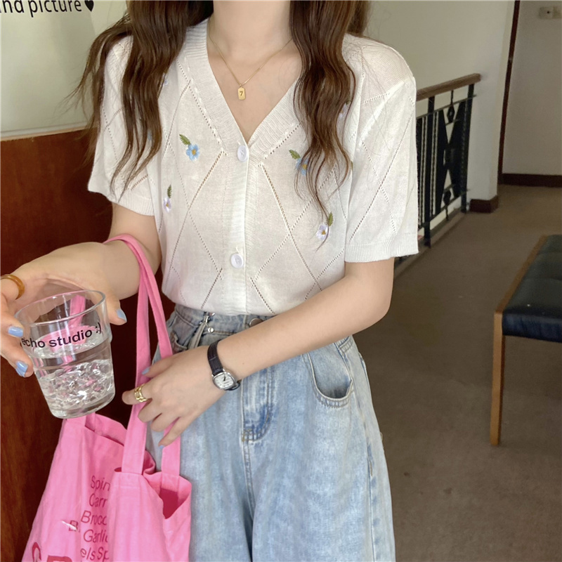 반팔 티셔츠 카멜 색상 이미지-S1L13