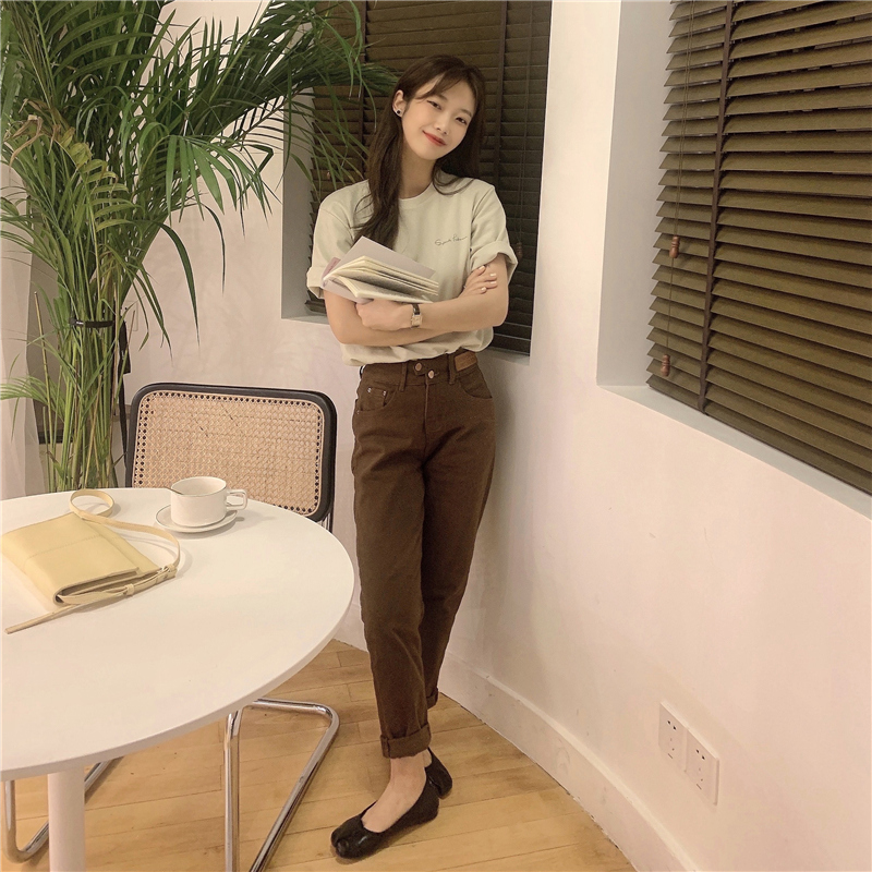 반팔 티셔츠 모델 착용 이미지-S1L13