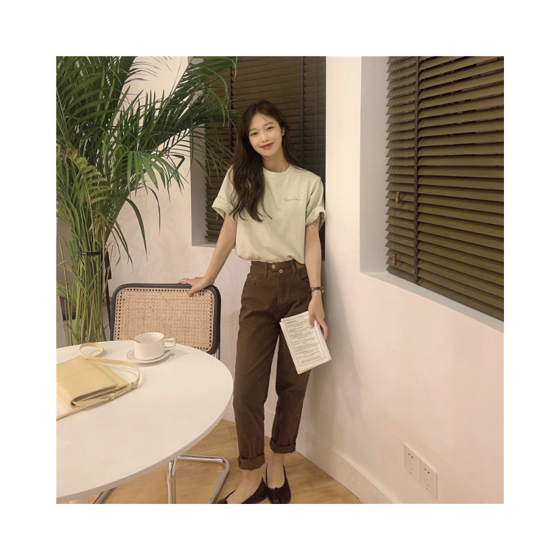 반팔 티셔츠 모델 착용 이미지-S1L12