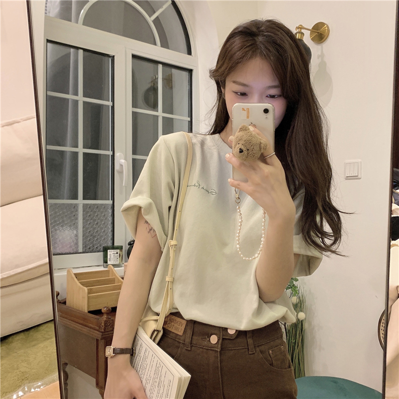 반팔 티셔츠 모델 착용 이미지-S1L17