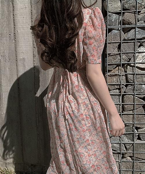洋裝