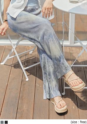 Tie-Dye Pattern Crystal Pleat Pants