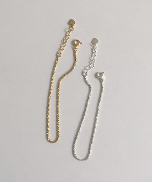 knit bracelet