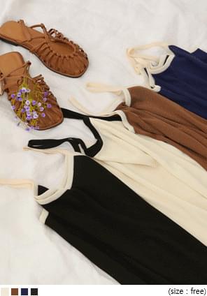Contrast Neck Knit Sleeveless Top