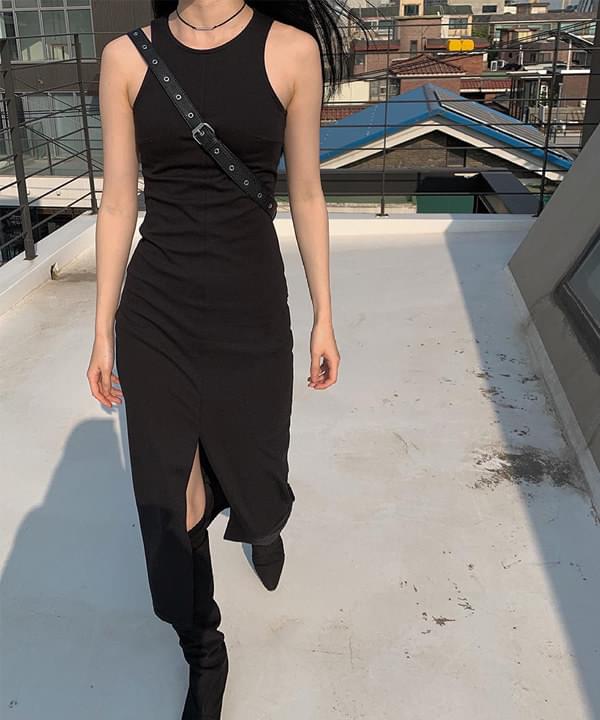 Hate slit sleeveless Dress