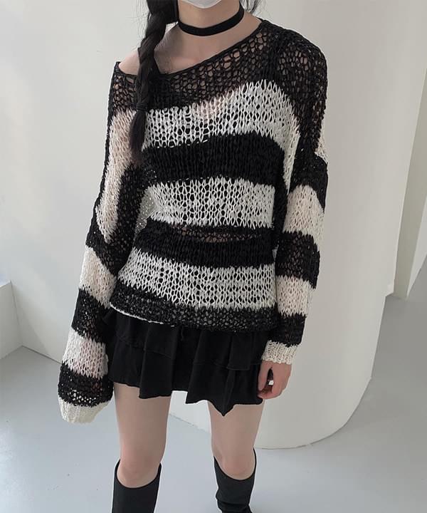Striped Hole Vintage Knitwear