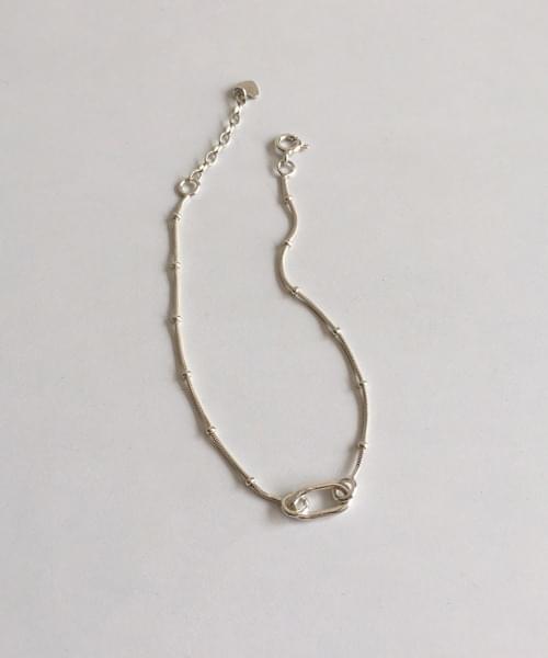 droop bracelet