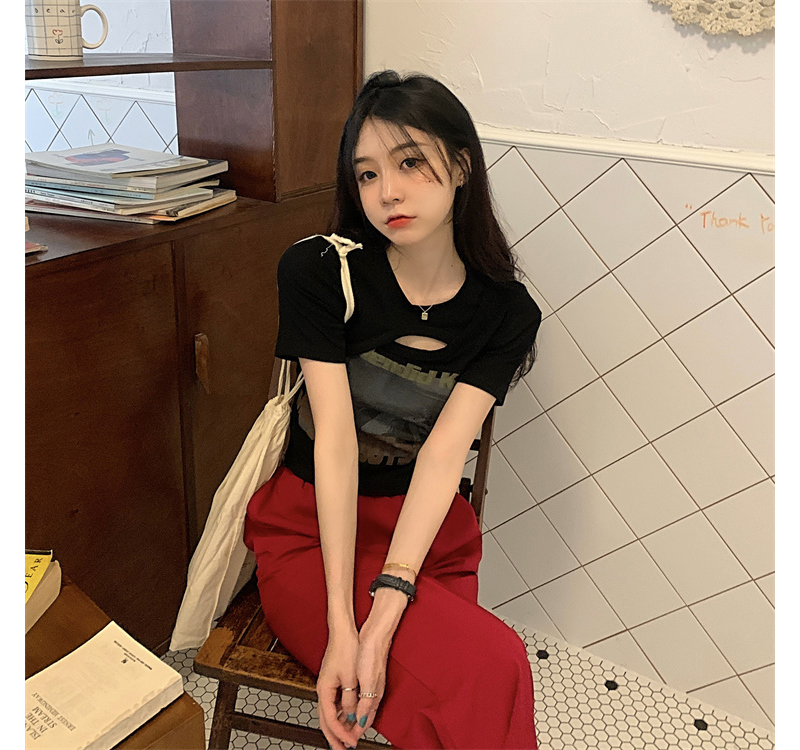 반팔 티셔츠 모델 착용 이미지-S1L17