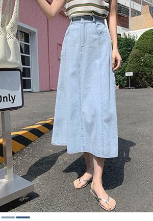 Cool A-line denim skirt