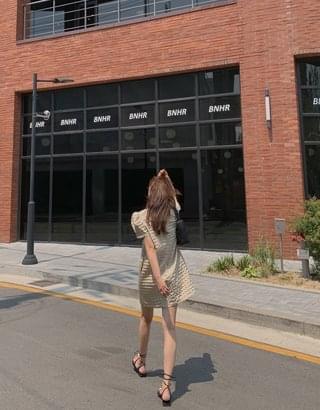 Selfie puff mini Dress