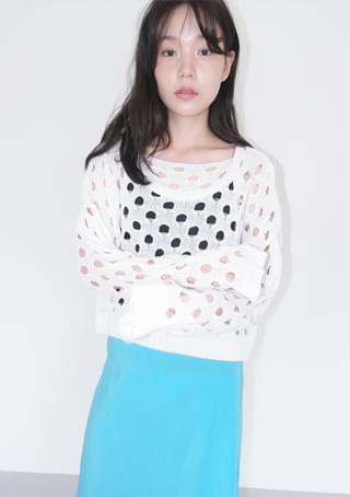 punching drop knit top