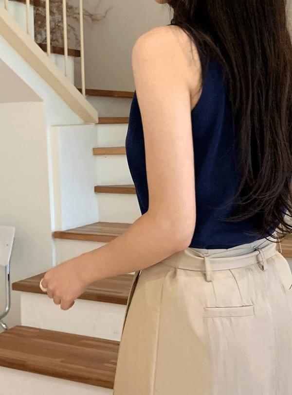 Casa Sleeveless