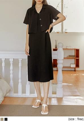 Notch Collar Cropped Blouse