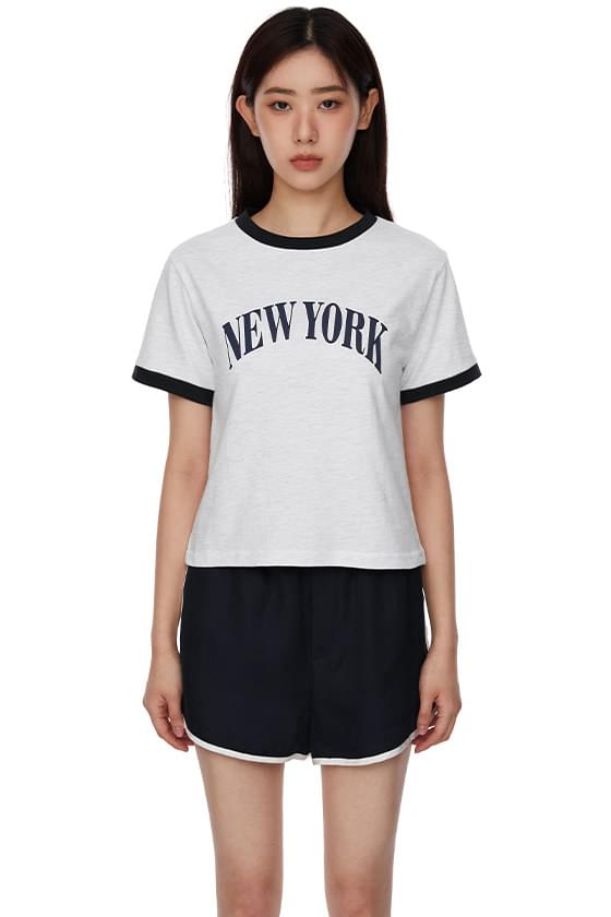 New York color lip T-shirt