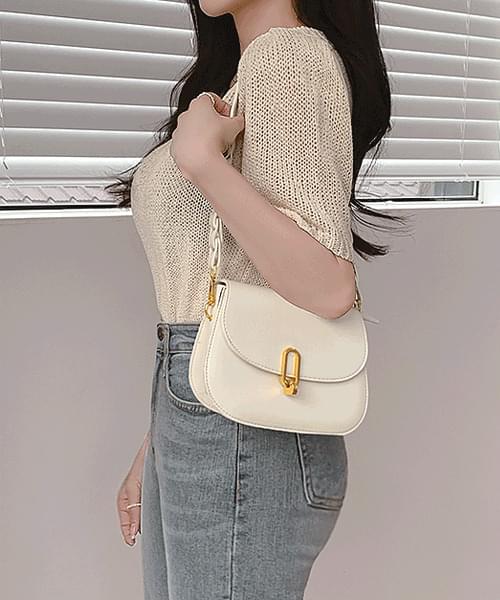 ショルダーバッグ