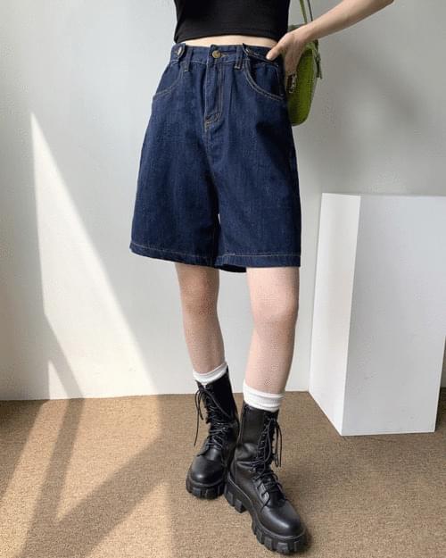 牛仔短褲
