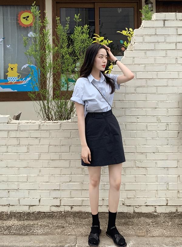 is mini skirt