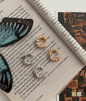 ピアス / イヤリング