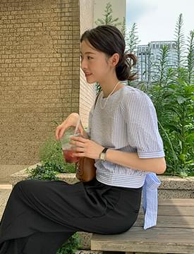ブラウス